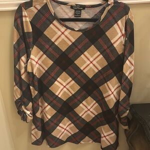 Robert louis plaid sweater top size large